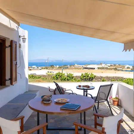 Flo * Sifnos Island